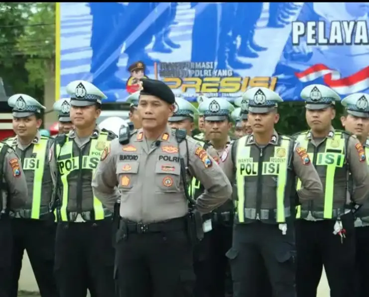 Apel gelar pasukan Polres Bangkalan untuk pengamanan Natal dan Tahun Baru 2025/2026 di Bangkalan