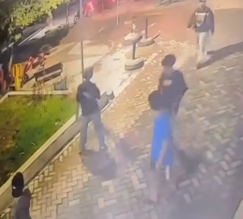 Tawuran pemuda di Kaligawe Semarang terekam CCTV diduga disertai aksi pengeroyokan