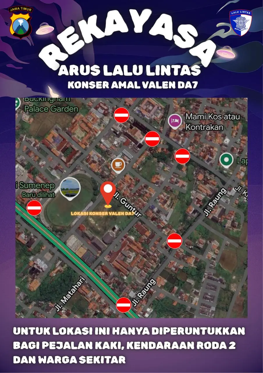 Petugas Polres Sumenep melakukan rekayasa lalu lintas saat Konser Valen DA7 di GOR A. Yani Sumenep