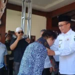 Bupati Pamekasan Sambut Hadiatullah, Wisudawan Terbaik Doktor Tianjin University