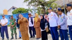 Wabup Situbondo lepas 364 santri ke Pulau Kangean dari Pelabuhan Jangkar