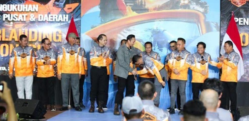 AHY melantik Ketua Overlanding Jawa Timur Mugianto untuk dorong pariwisata dan misi kemanusiaan