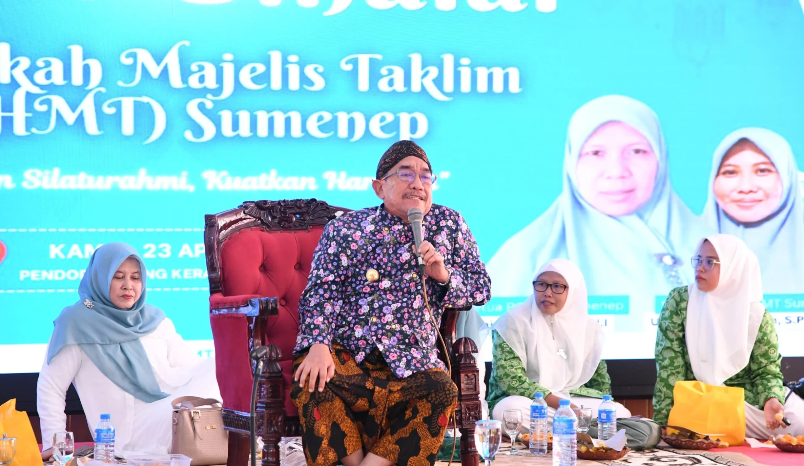 Wabup Sumenep Imam Hasyim saat memberikan sambutan pada acara Halalbihalal HMT di Pendopo Agung Keraton Sumenep