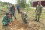 Dandim Sumenep Tanam Mangga di KDKMP Manding, Dorong Ekonomi Desa Berbasis Potensi Lokal