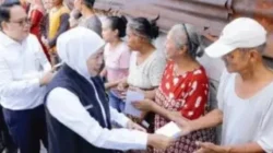 Gubernur Khofifah memaparkan penurunan kemiskinan ekstrem Jawa Timur hingga 0,29 persen tahun 2025.