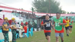 Prajurit TNI Kodim 0827 Sumenep menjalani tes kesemaptaan jasmani 2026 di stadion dan kolam renang