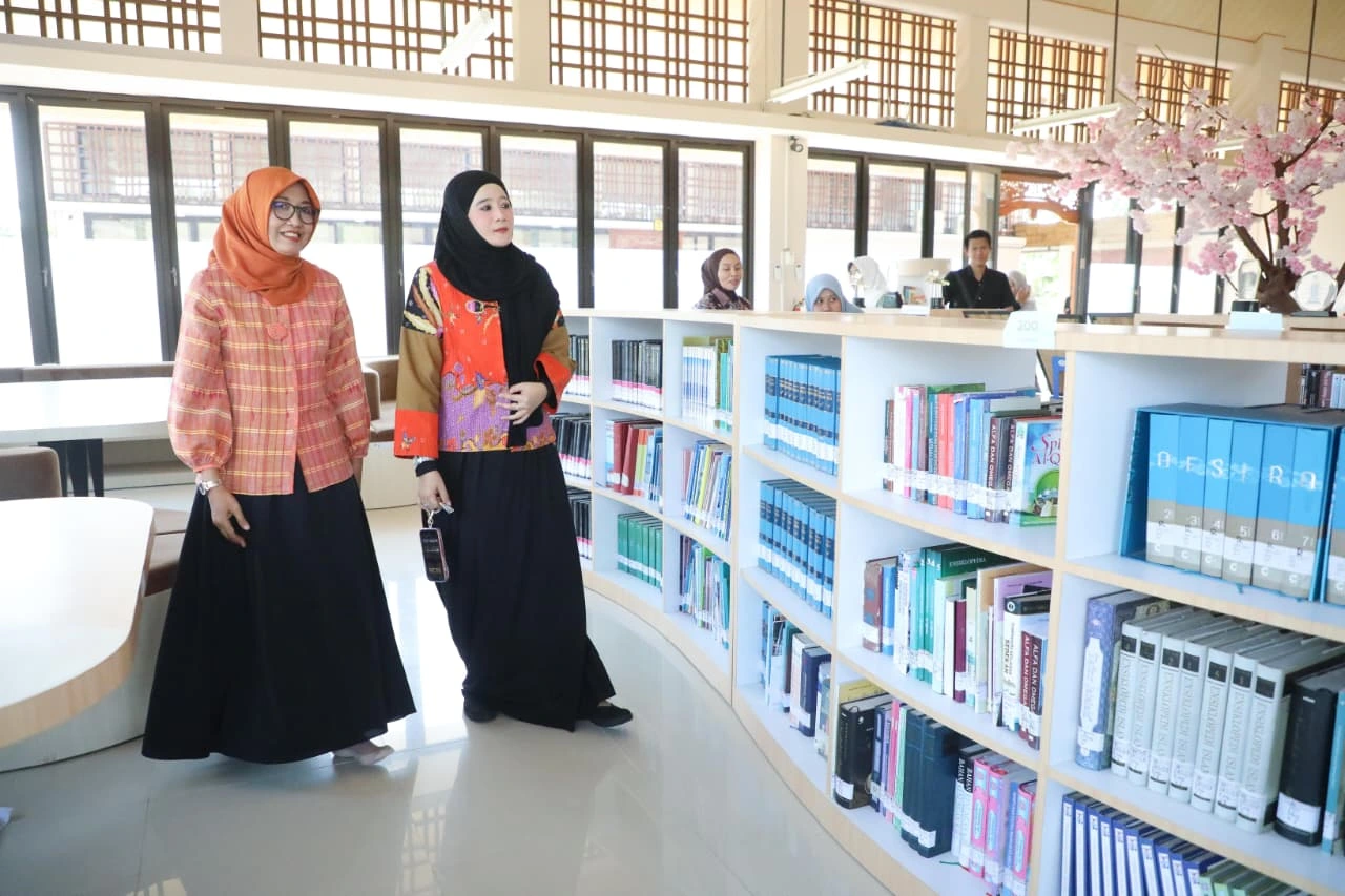 Nawal Arafah Yasin tinjau Perpusda Kudus untuk dorong peningkatan minat baca dan literasi Jawa Tengah