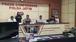 Polda Jatim Bongkar Komplotan Pencuri Rumah Kosong, Empat Pelaku Ditangkap Satu Buron