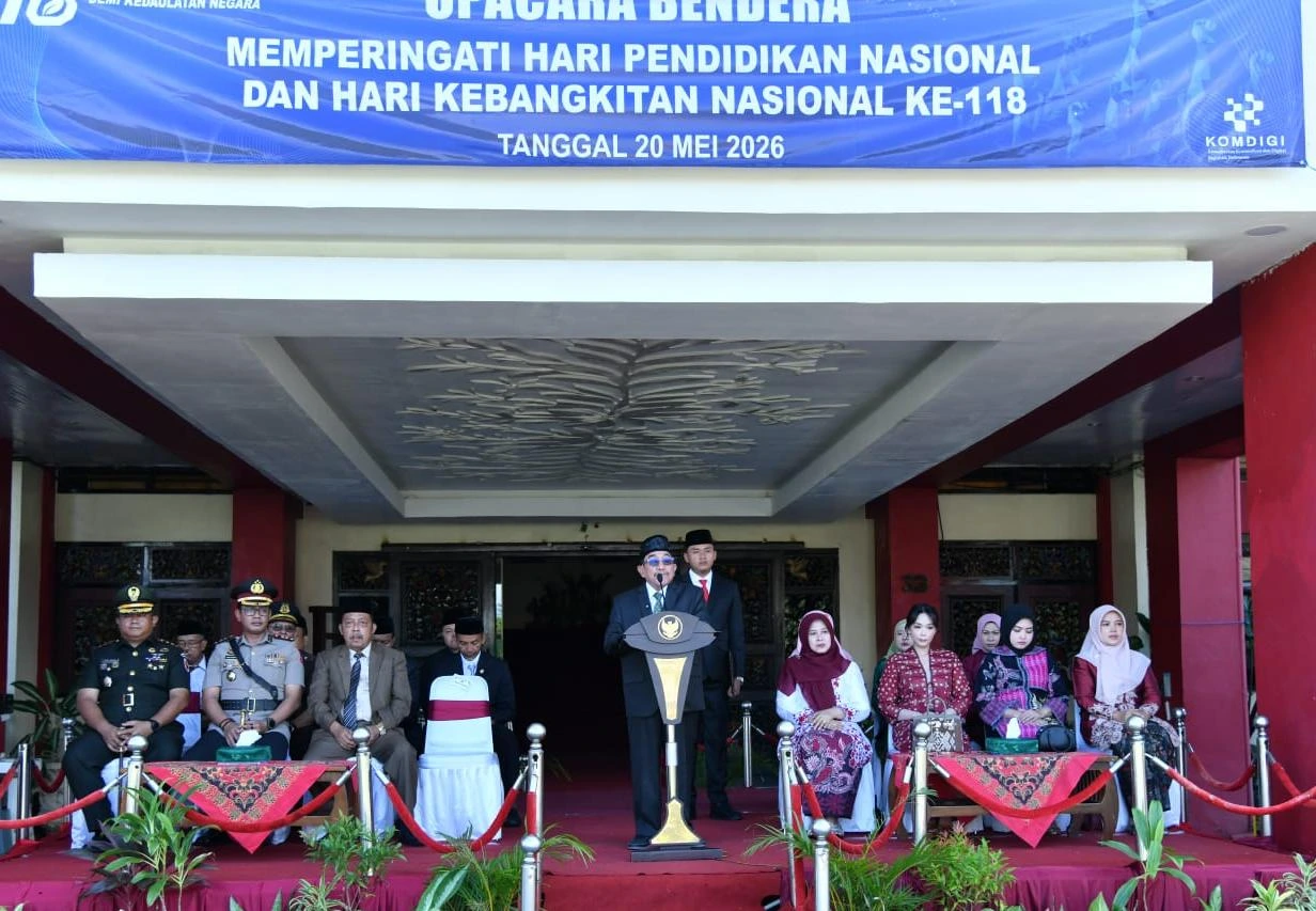 Wakil Bupati Sumenep KH Imam Hasyim saat memberikan sambutan pada upacara Hari Kebangkitan Nasional 2026 di Kantor Bupati Sumenep