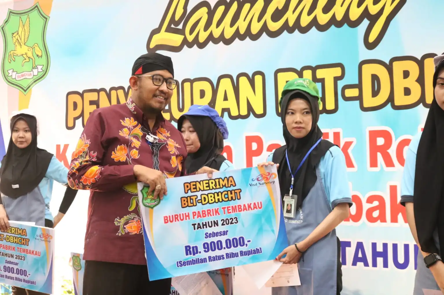 Bupati Sumenep Achmad Fauzi Doakan Petani Tembakau Raih Panen Melimpah dan Harga Menguntungkan