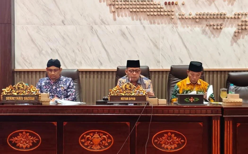 Rapat Paripurna DPRD Sumenep membahas pandangan umum fraksi terhadap Raperda Pertanggungjawaban APBD Tahun Anggaran 2025