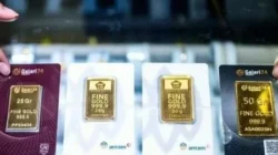 Harga emas Antam hari ini turun Rp30.000 per gram menjadi Rp2.703.000 pada Kamis 18 Juni 2026.