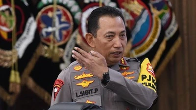 Kapolri Tegaskan Penangkapan Roy Suryo dan dr Tifa Sesuai Proses Hukum, Berkas Kasus Sudah P-21