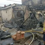 Kebakaran Dekat Stasiun Tanah Abang Tewaskan 1 Warga, Lima Perjalanan KRL Sempat Terganggu