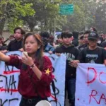 Mahasiswa Bandung Gelar Aksi di DPRD Jabar, Soroti Ekonomi, Program MBG dan Kenaikan Harga BBM