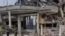 Tim penyelamat mencari korban hilang akibat gempa kembar di Venezuela yang menewaskan ratusan orang.