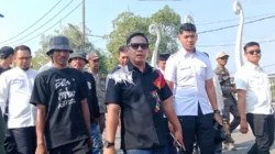 Normalisasi Saluran Sekunder Balong Tua di Kabupaten Bekasi untuk memperlancar aliran irigasi menuju area persawahan.
