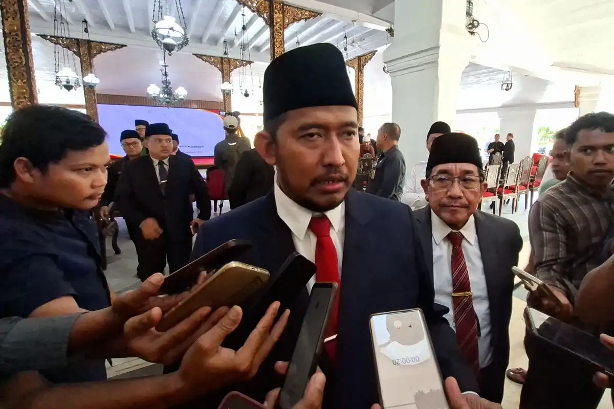 Bupati Sumenep mengumumkan kebijakan wajib mata pelajaran Bahasa Madura di sekolah PAUD, SD, dan SMP mulai tahun ajaran 2026