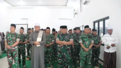 Dandim 0827 Sumenep mengajak prajurit meningkatkan pengabdian saat peringatan Tahun Baru Islam 1448 Hijriah