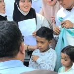 Siswa SD dan Ribuan Emak-Emak di Sampang Serukan Dukungan untuk Program Makan Bergizi Gratis