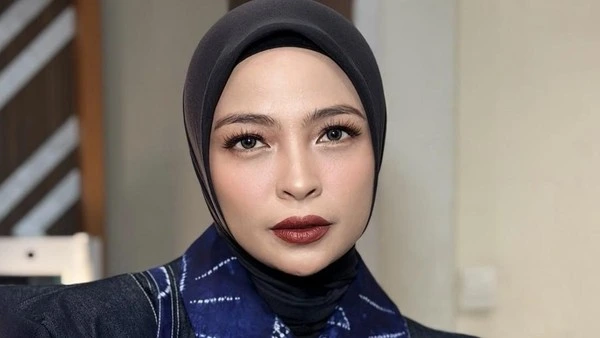 Tantri Syalindri atau Tantri Kotak menjelaskan dugaan penipuan investasi senilai sekitar Rp10 miliar yang diduga dilakukan oleh teman dekatnya