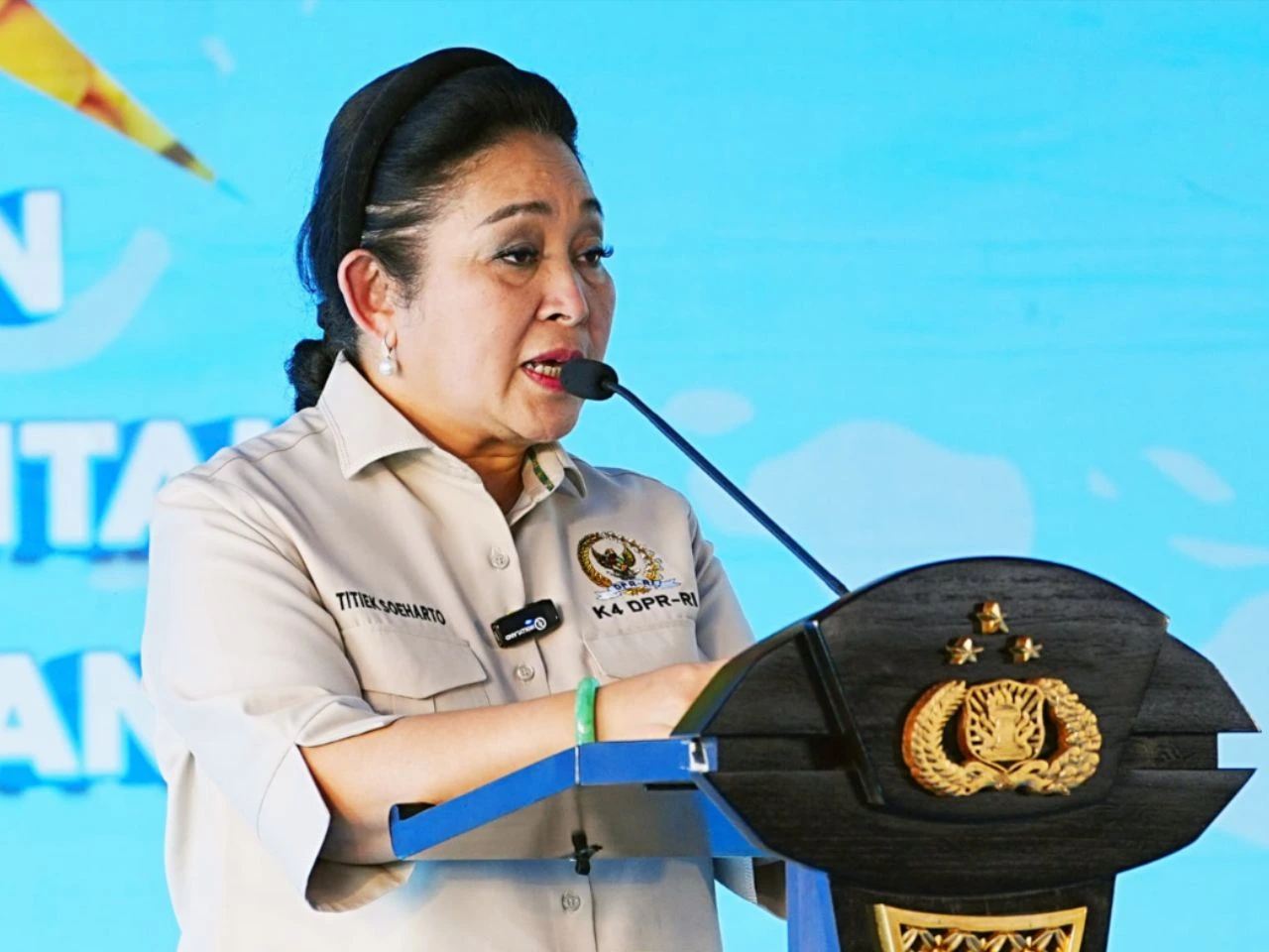 Ketua Komisi IV DPR RI Titiek Soeharto memberikan pernyataan mengenai hasil survei Litbang Kompas yang menunjukkan kepercayaan publik terhadap Polri mencapai 82,4 persen