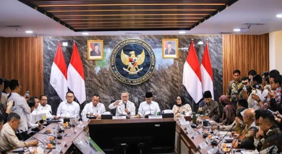 Zulkifli Hasan ungkap pembengkakan titik SPPG program MBG dan potensi pemborosan anggaran negara