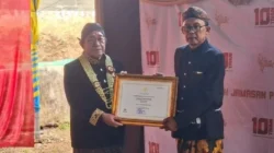 Tradisi Jamasan Pusaka Aeng Tong-tong Sumenep resmi menjadi Warisan Budaya Takbenda Indonesia.