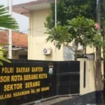 Viral Pintu Mapolsek Kota Serang Terkunci Saat Warga Hendak Melapor, Polisi Berikan Klarifikasi
