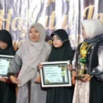 Yayasan An-Nibros Gelar Penerimaan Rangking dan Pengajian Umum, KHR Ismael Al-Kholilie Beri Motivasi Generasi Berprestasi