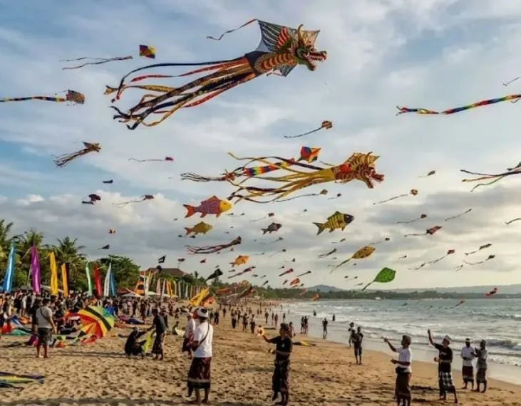 Rare Angon International Kite Festival 2026 di Pantai Mertasari Sanur Bali