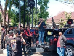 Aktivis Bangkalan Serahkan Rapor Merah ke Kejari, Desak Penuntasan Sejumlah Dugaan Kasus Korupsi