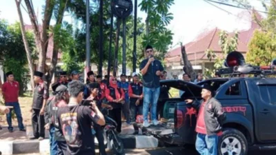 Aktivis Bangkalan Serahkan Rapor Merah ke Kejari, Desak Penuntasan Sejumlah Dugaan Kasus Korupsi