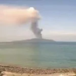 Badan Geologi Pastikan Video Erupsi Gunung Anak Krakatau yang Viral di Media Sosial adalah Hoaks