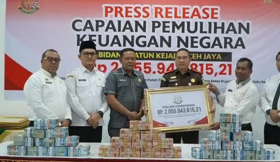 Ketua DPRK Aceh Jaya mengapresiasi Kejari Aceh Jaya atas pemulihan keuangan negara senilai Rp2,055 miliar.
