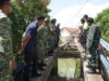 Dandim Sumenep Tinjau Pembangunan Dua Jembatan KBSB TNI AD di Kecamatan Gapura