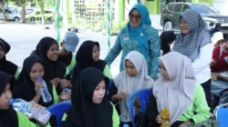 Pelajar mengikuti Aksi Bergizi 2026 yang diselenggarakan Dinas Kesehatan Kabupaten Bangkalan