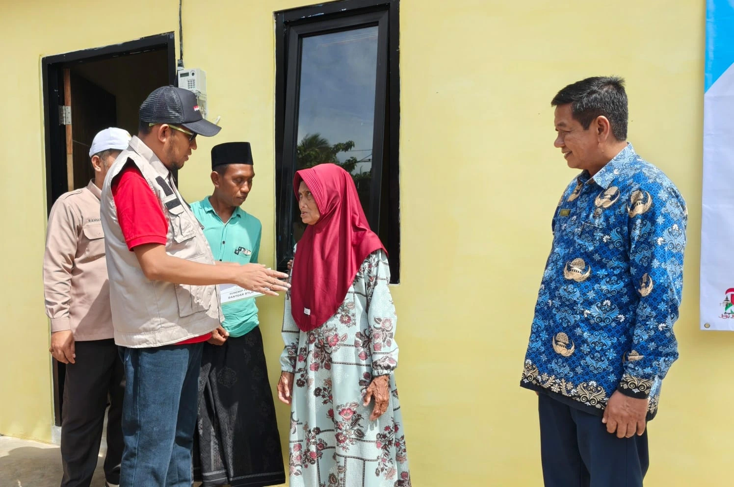 Disperkimhub Sumenep membuka pengusulan bantuan Rumah Tidak Layak Huni bagi masyarakat.