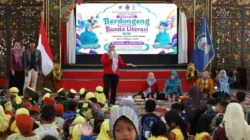 Festival Literasi Bangkalan menghadirkan dongeng untuk menumbuhkan minat baca anak usia dini
