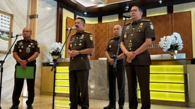 Jaksa Agung ST Burhanuddin melantik Asep Nana Mulyana sebagai Wakil Jaksa Agung dan Kuntadi sebagai Jampidsus di Kejaksaan Agung RI