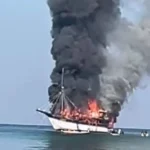 Kapal Pinisi KLM Mutiara Prasana Nusantara Terbakar di Bulukumba, Kerugian Rp10 Miliar