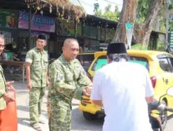 Kodim 0827 Sumenep Bagikan 103 Nasi Kotak Lewat Program Jumat Berkah, Perkuat Kepedulian kepada Masyarakat