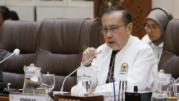 Wakil Ketua Komisi IX DPR RI Yahya Zaini membahas moratorium dapur Program Makan Bergizi Gratis