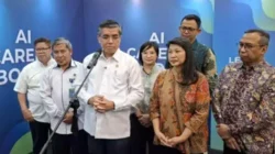Menteri Ketenagakerjaan Yassierli menjelaskan proses verifikasi isu PHK massal di dua pabrik Jawa Tengah serta jaminan perlindungan hak pekerja melalui Program JKP.