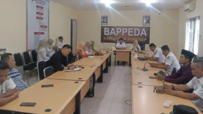 Rapat koordinasi Satgas Kawasan Tanpa Rokok Kabupaten Sumenep di Aula Bappeda.