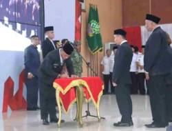 Asep Surya Atmaja Lantik 1.564 Anggota BPD se-Kabupaten Bekasi Masa Jabatan 2026–2034
