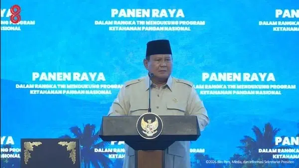 Presiden Prabowo Subianto saat menghadiri Panen Raya TNI di Lanud Abdulrachman Saleh, Malang