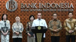 Prasetyo Hadi mengumumkan pengunduran diri Perry Warjiyo sebagai Gubernur Bank Indonesia.