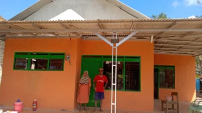 Rumah Muhammad Shaleh warga Desa Galis Sumenep selesai direhab berkat bantuan gotong royong masyarakat