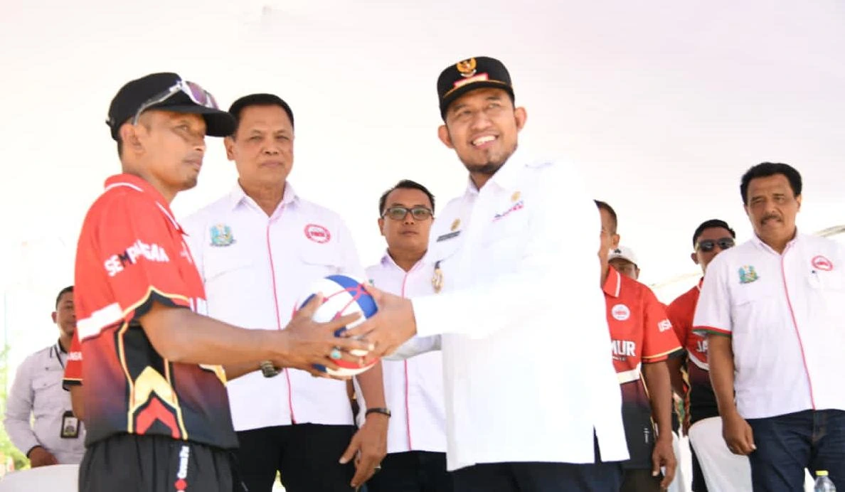 Sumenep Jadi Tuan Rumah Kejurprov Voli Pasir U-17 Jatim 2026, Bupati: Momentum Dongkrak Prestasi dan Ekonomi